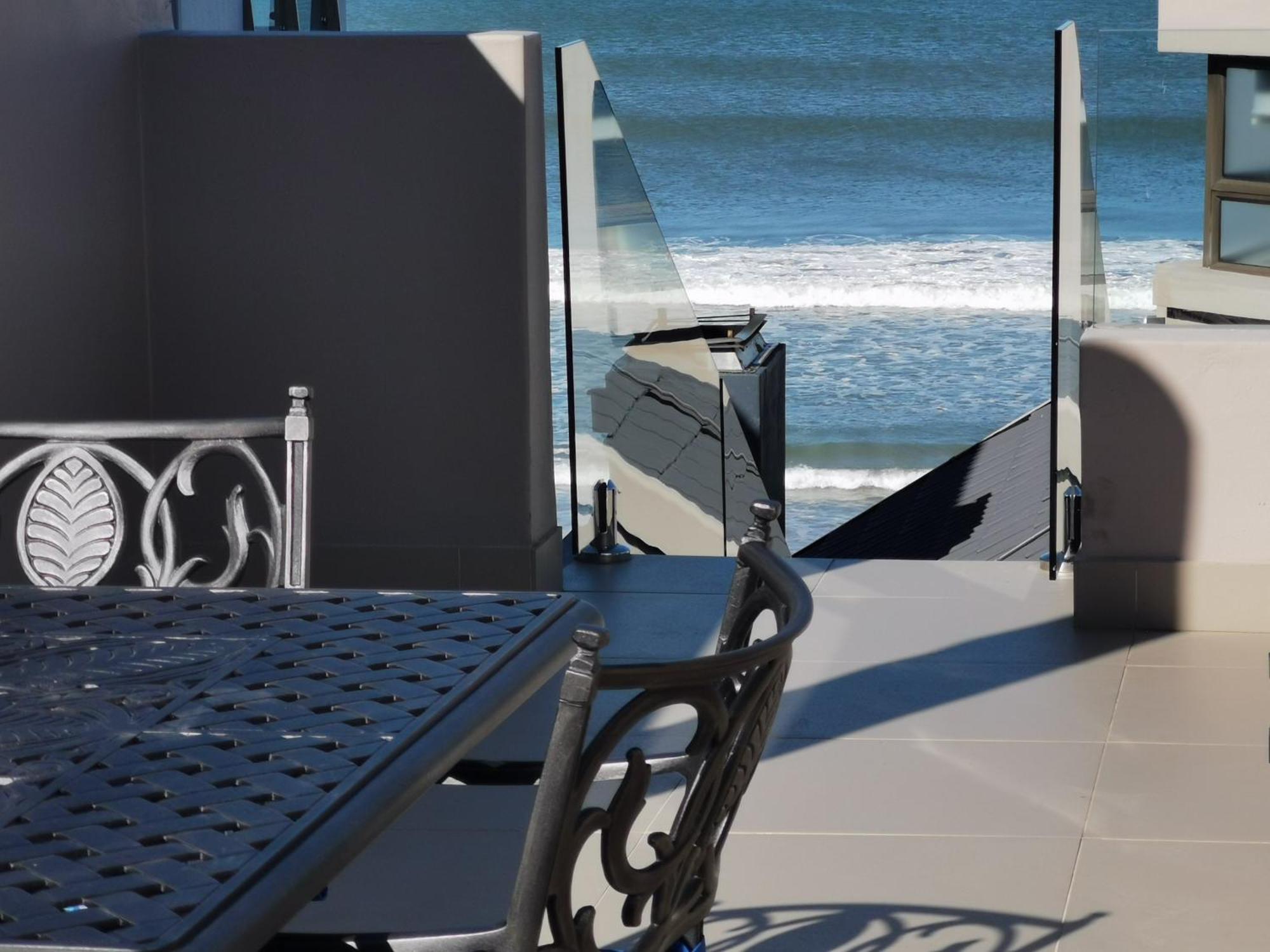 Bay Lodge On The Beach Mossel Bay Bagian luar foto